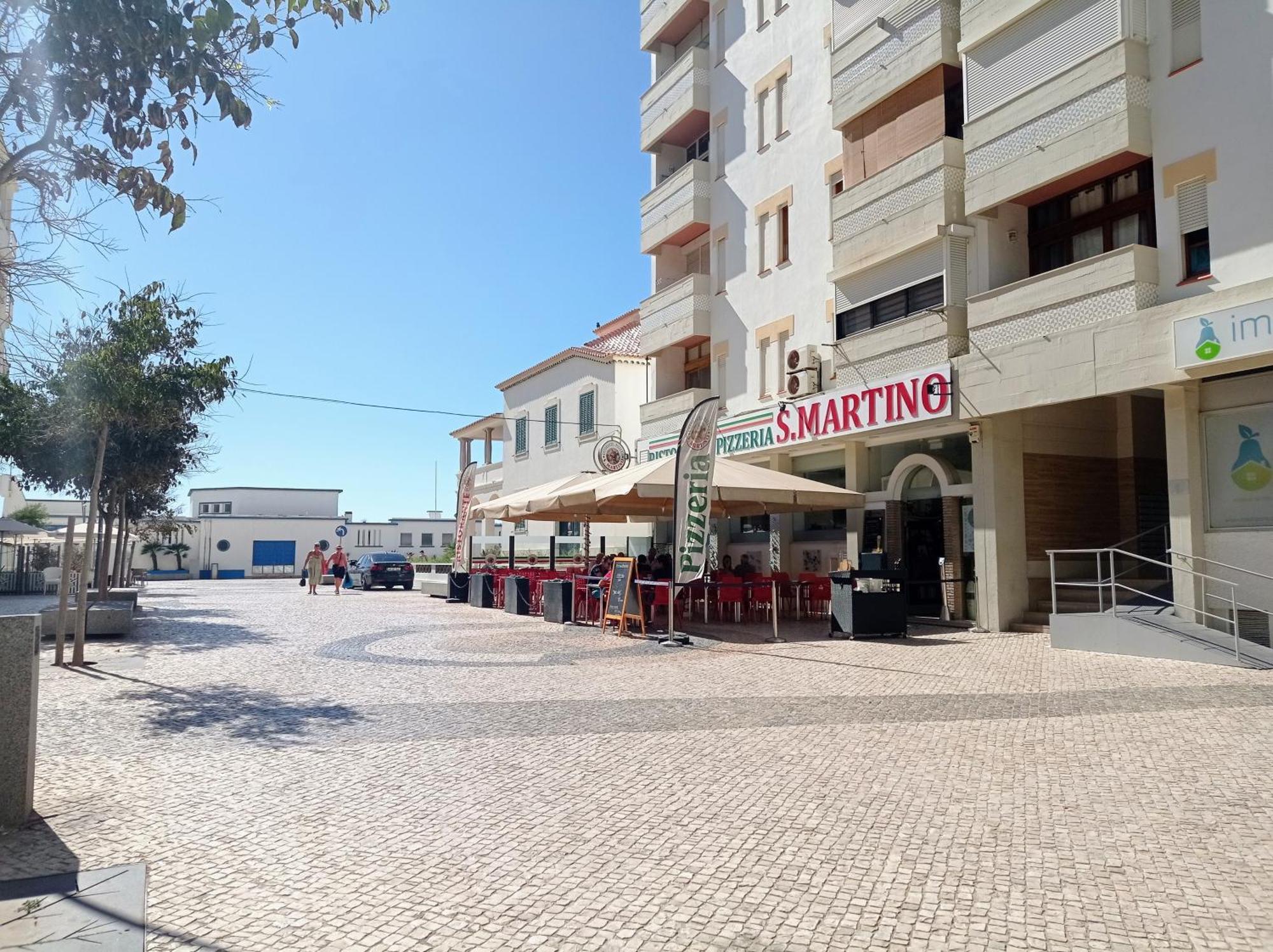 Casino Blu: 50M To Beach, In Town Center Armacao de Pera Luaran gambar